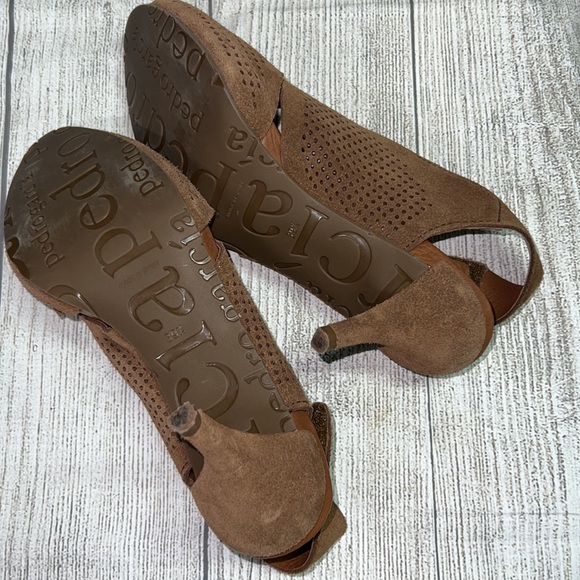 Pedro Garcia Brown Open Toe Low Heel shoes - Picture 3 of 7